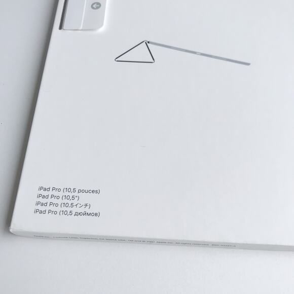 Apple iPad Pro 10.5 Smart Cover Charcoal Gray Grey Slimline Magnetic Folding - Picture 5 of 12